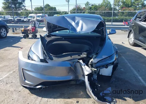 2025 Tesla Model 3 Performance из США, поврежденный, VIN 5YJ3E1ET1SF996369